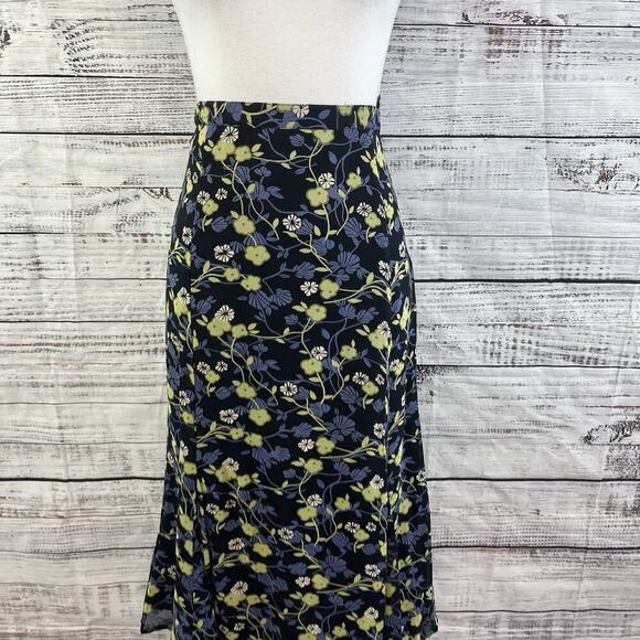 JM Collection Skirt size 10 Petite Black Purple Green Floral Midi A Line Modest - Picture 2 of 11